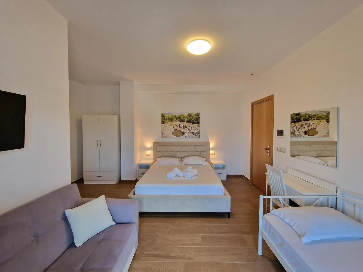 Hotel Queen Margaret Seaside Ksamil